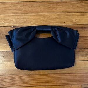Elegant Black Handbag with Bow Detail